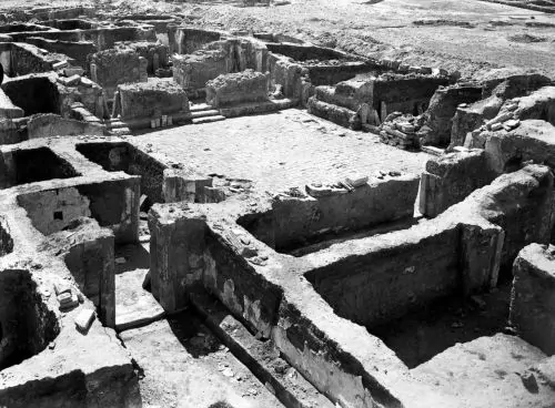 Photo of House of Lysias, from North, in 1930s