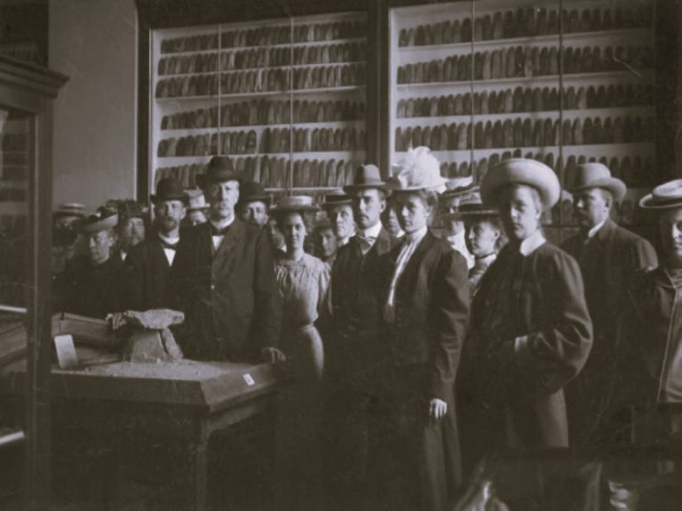 012722-31-History-China