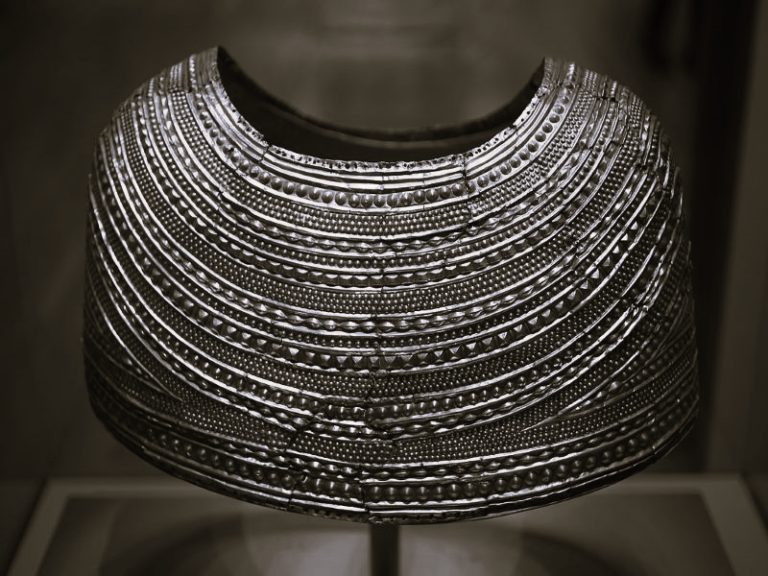 013022-18-Archaeology-Bronze-Age