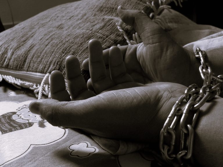 EndChildTrafficking-RoundsharkTeam02