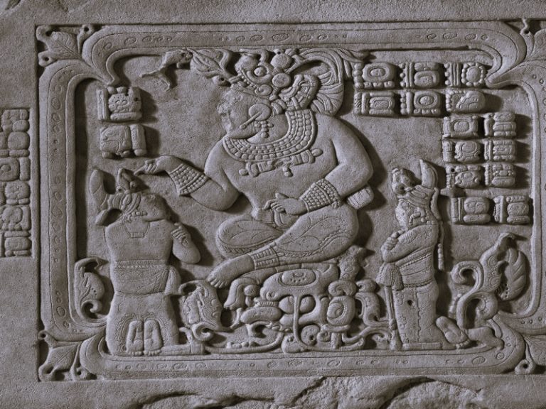 MayanRoyalPortraitStele02