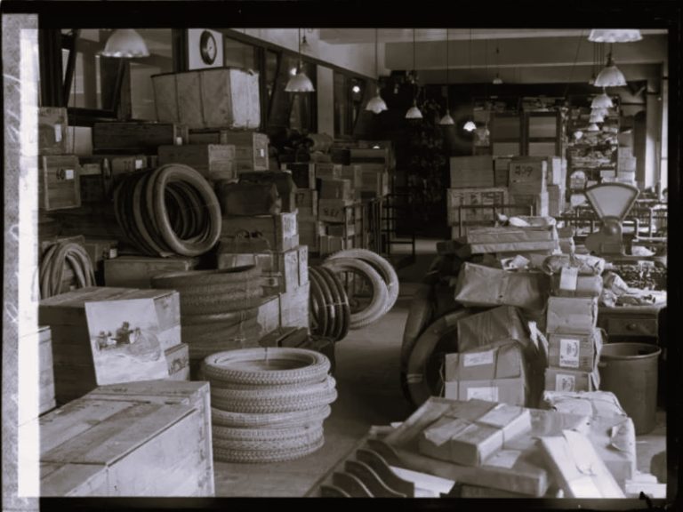 HistoryPackaging-WillBail02