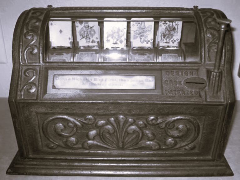 BizarreFactsGambling-EllaScott02