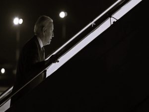 Biden Proposes Minimum Tax on Billionaires as Part of 2023 Budget 5 040322-29-Economy