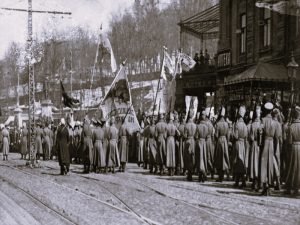 Ukraine's First Independence in 1918, Fall to the Soviet Union, and Subsequent Ukrainian Identity 20 040422-01-History-Ukraine