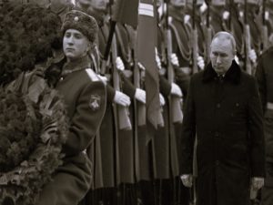 How Putin and Russia Meet the Textbook Definition of Fascism 1 040522-10-Russia