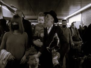 Kyiv's Jewish People Now Face Onslaught of Putin's Forces 21 040522-20-Ukraine