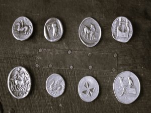 041022-34-History-Money