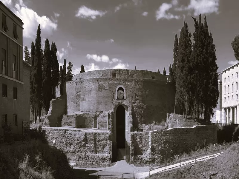 The Mausoleum of Augustus and the Piazza Augusto Imperatore