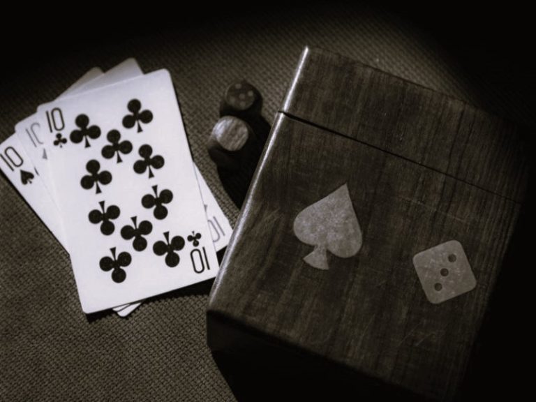 FirstFormsGamblingCanada-ScarlettHobler02