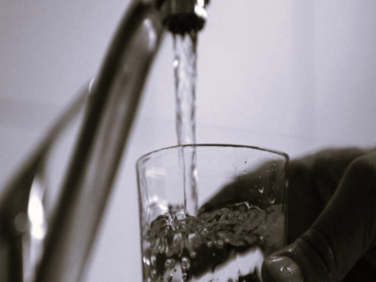 ImportanceHydrationWellness-NikkiGabriel01