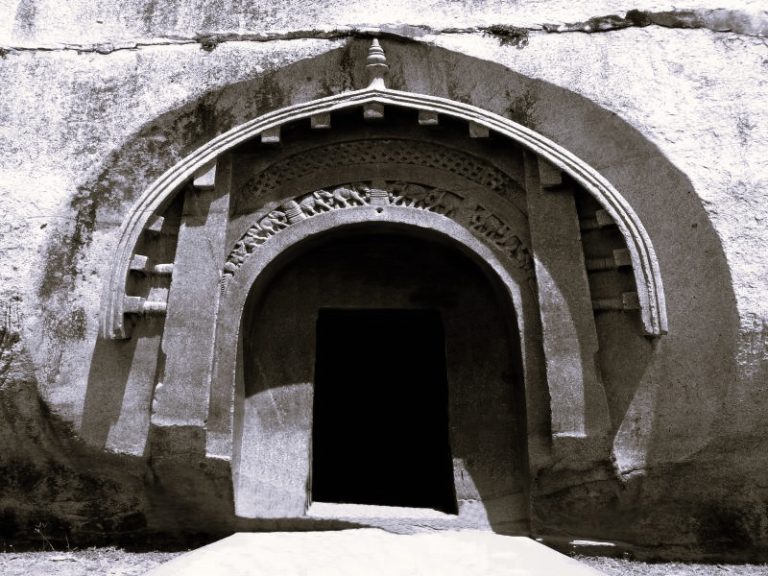 083022-13-History-Religion