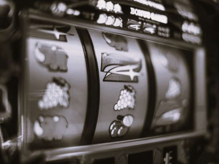 CasinoSlotsInvented-AusrineVilcinskaite04