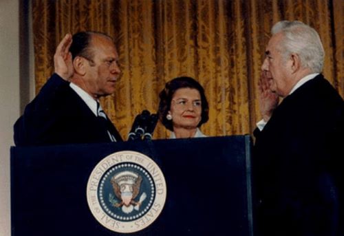 File:President Gerald R. Ford Talking with Princess Diane von