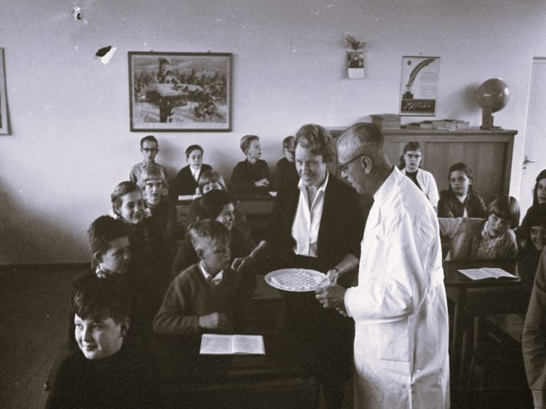 092522-64-History-Medicine