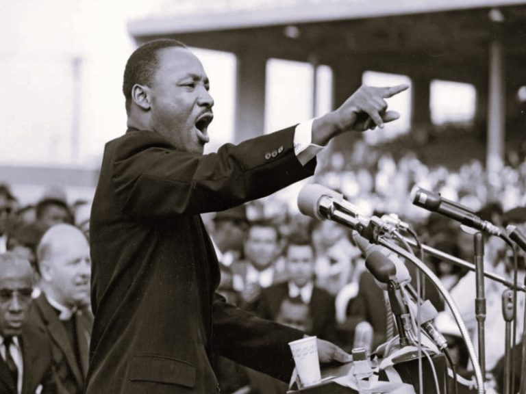 100922-54-History-Race