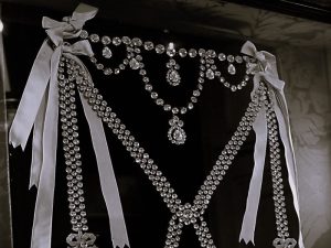 101622-06-History-France