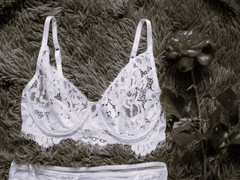 WeddingLingerieUltimateGuide-NikkiGabriel01