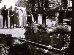 Too Expensive to Die: How ‘Big Funeral’ Made the Afterlife So Expensive 30 112522-24-Death