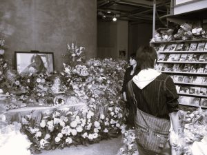 Disrupting the Funeral: Can End-of-Life Start-ups Change the American Way of Death? 2 112522-28-Death