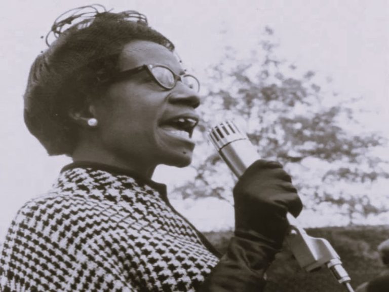 112822-106-History-Women