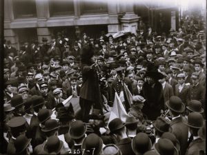 112822-70-History-Women