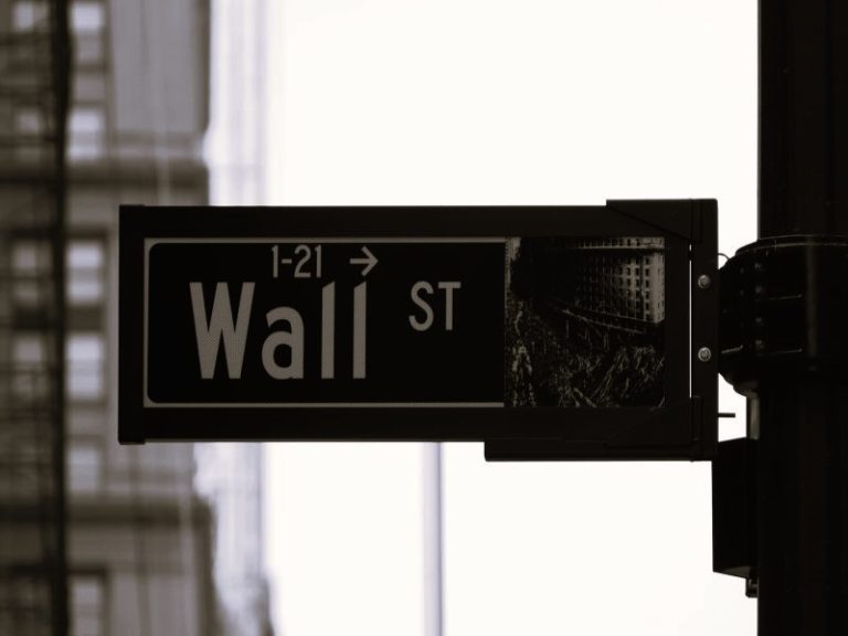 WealthLedEconomy-LottieWestfield01