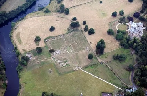 Aerial view of Chesters Fort (Cilurnum), measuring 580 by 430 feet