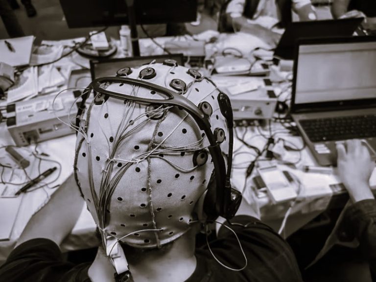 120222-20-Military-Technology