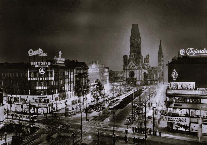 American Narratives of Berlin in Twentieth-Century Literature