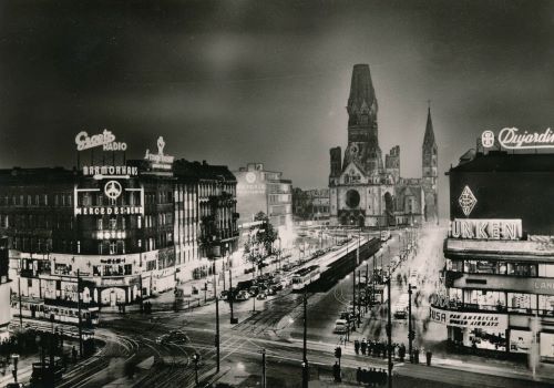 American Narratives of Berlin in Twentieth-Century Literature 2 American Narratives of Berlin in Twentieth-Century Literature