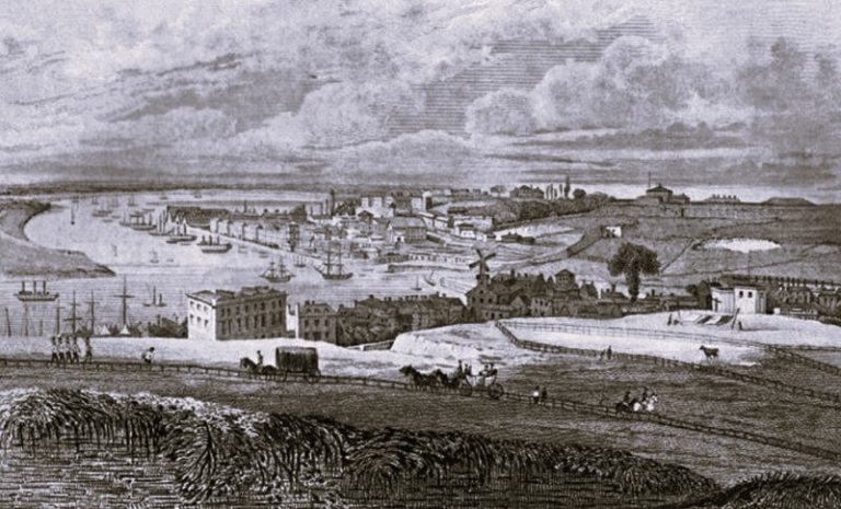 122122-44-History-Women