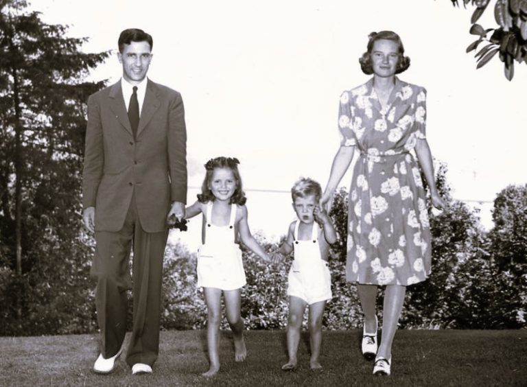 123022-15-History-Nazi