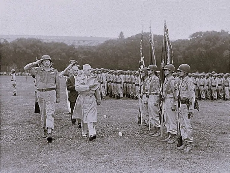 123122-37-History-Military
