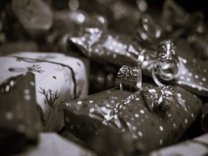 A Concise Gift Guide for the Person Who Has Everything 2 ConciseGiftGuide-ClickIntelligence02