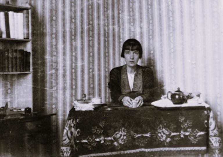 010923-06-History-Literature