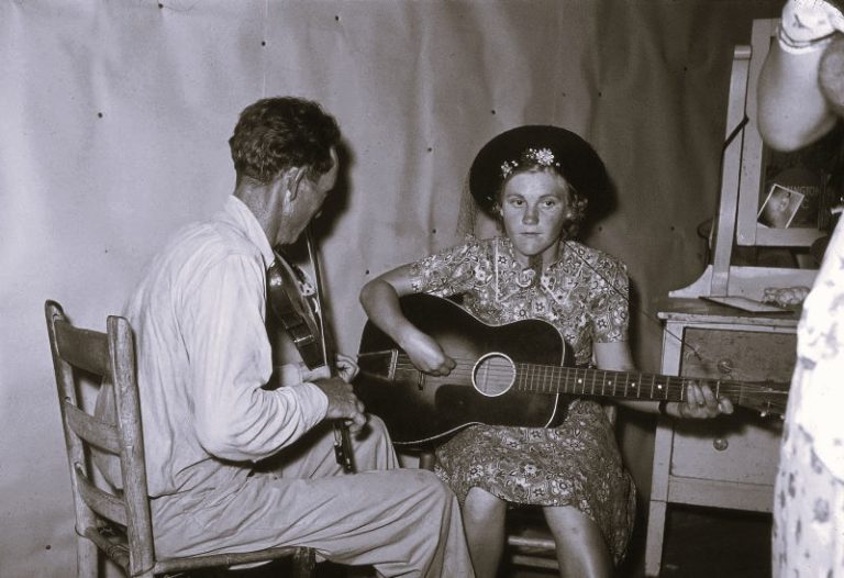 011123-85-History-Women