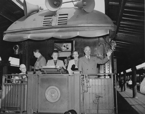 Lady Bird Special: The Whistle-Stop Campaign of First Lady Claudia Johnson 6 Lady Bird Special: The Whistle-Stop Campaign of First Lady Claudia Johnson