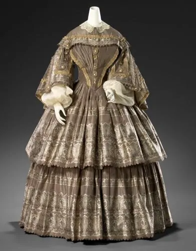 The Anne Schofield Costume Collection: Fashion from 1760 to 1949 2 Anne Schofield costume dress