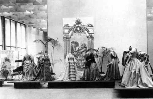 The Anne Schofield Costume Collection: Fashion from 1760 to 1949 3 Anne Schofield dresses