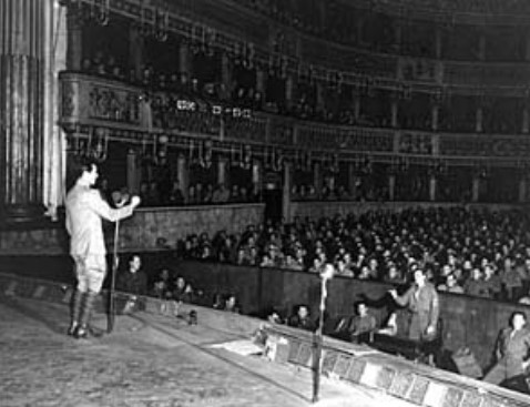 'This Is the Army': Irving Berlin Raising Money for the Troops during World War II