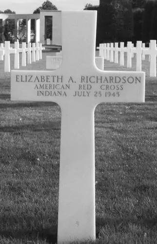 Elizabeth Richardson's remains were transferred in July 1948 to the Normandy American Cemetery