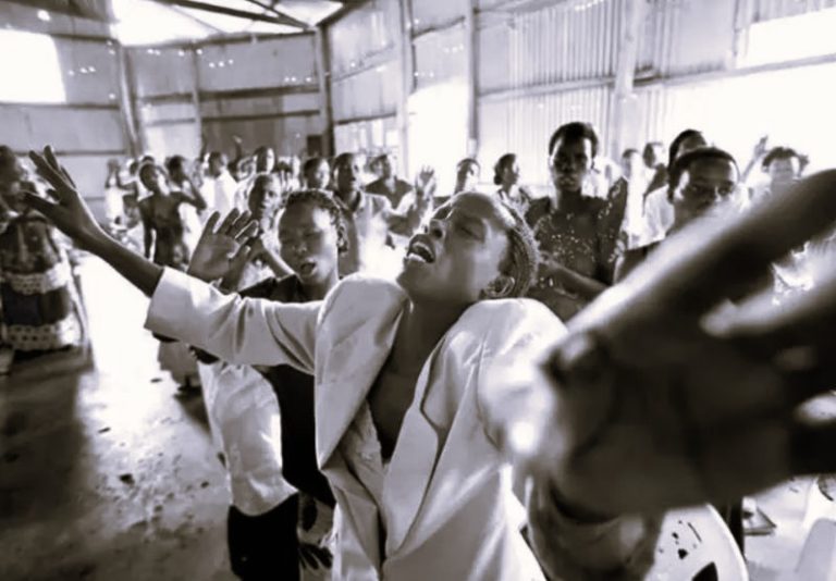 020923-89-Religion-Africa