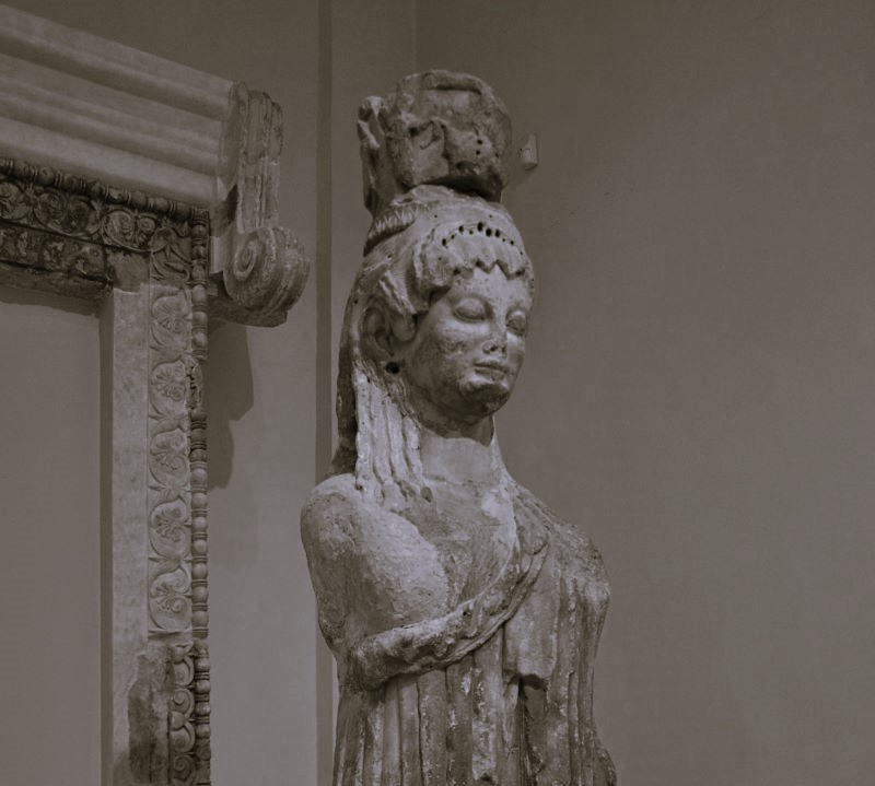 The Siphnian Karyatid at Delphi: Cult Scene, Symbolism, and Sacred Space in Ancient Greece