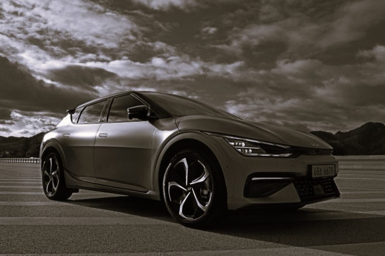 ElectricVehicleDevelopments-CindyCummings01