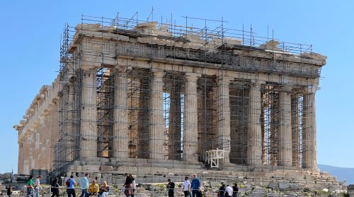 The Classical Parthenon: Recovering the Strangeness of the Ancient World 30 The Classical Parthenon: Recovering the Strangeness of the Ancient World