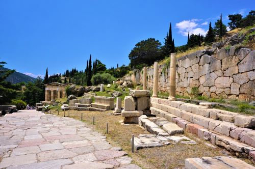 Victory in Stone: Art of the Battle of Marathon on the Athenian Acropolis 9 Victory in Stone: Art of the Battle of Marathon on the Athenian Acropolis
