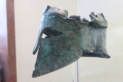 Victory in Stone: Art of the Battle of Marathon on the Athenian Acropolis 10 Victory in Stone: Art of the Battle of Marathon on the Athenian Acropolis