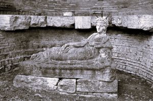 042023-36-History-Religion