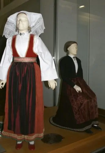 Croatian national dress from the island of Pag